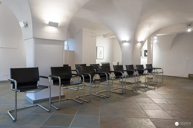 Hide & Seek Exhibition Gallery Space with Cantilever Seating at Traismauer Fine-Art Gallery