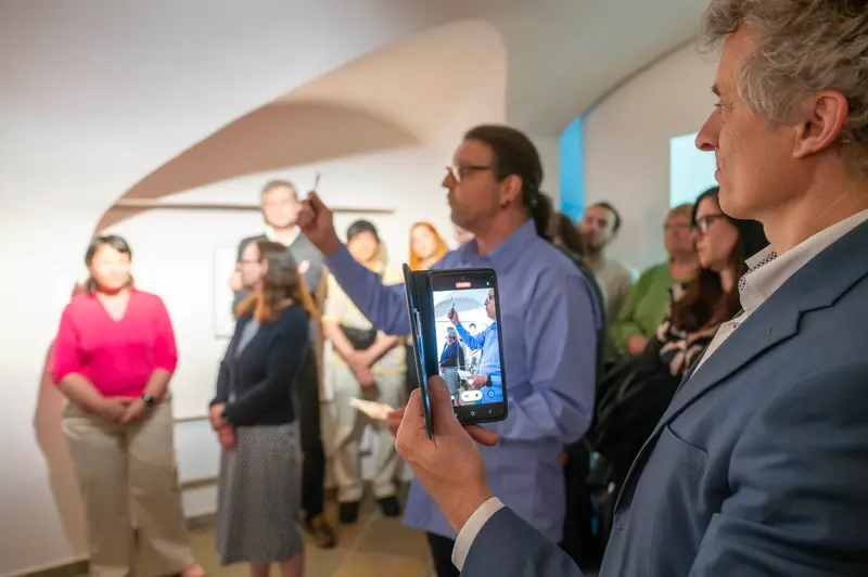 Smartphone Documentation at "Hide & Seek" Exhibition in Traismauer