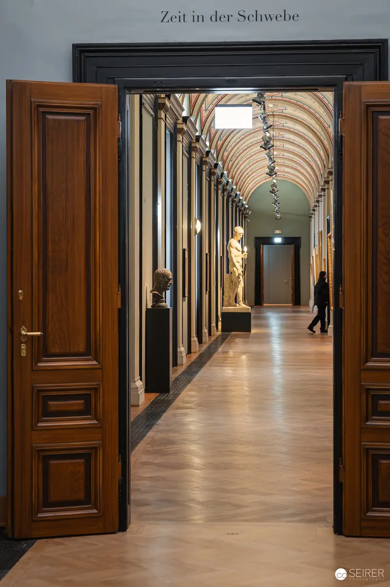 "Fakt und Fiktion im Historienbild" Exhibition Hallway at Akademie der bildenden Künste, Vienna