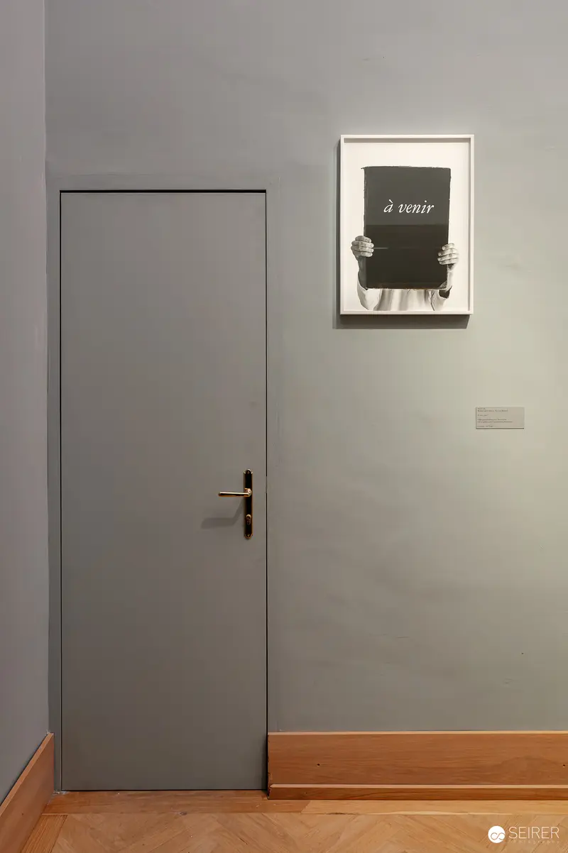 Minimalist Gallery Wall with Framed Artwork at Akademie der bildenden Künste Exhibition