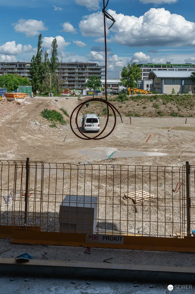 Circular Art Installation at Urban Construction Site Development