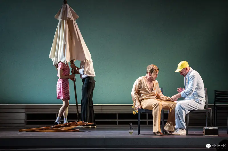 Rehearsal Scene from Trilogie der Sommerfrische at Theater in der Josefstadt