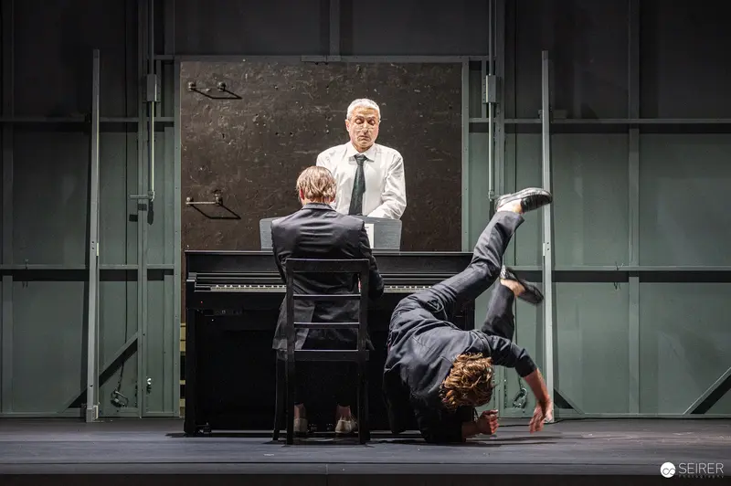 Dramatic Piano Scene in "Trilogie der Sommerfrische" at Theater in der Josefstadt