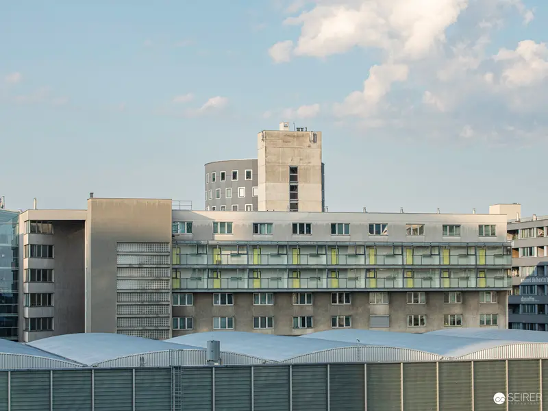 Brutalist Architecture at Vienna International Center: Geometric Concrete Facade