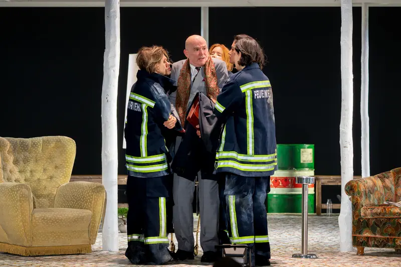 Theater der Josefstadt Performance of "Biedermann und die Brandstifter" with Firefighters