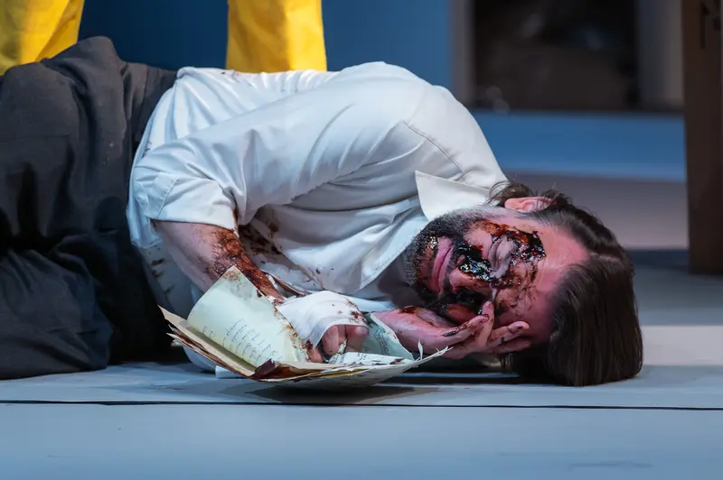 Graphic Stage Performance of "Nachtlacht" at Kammerspielen, Traumatic Scene