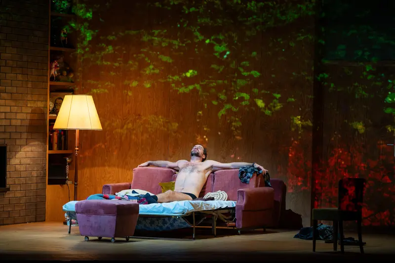 Uncle Vanya at Theater in der Josefstadt: Intimate Staging of Chekhov's Classic