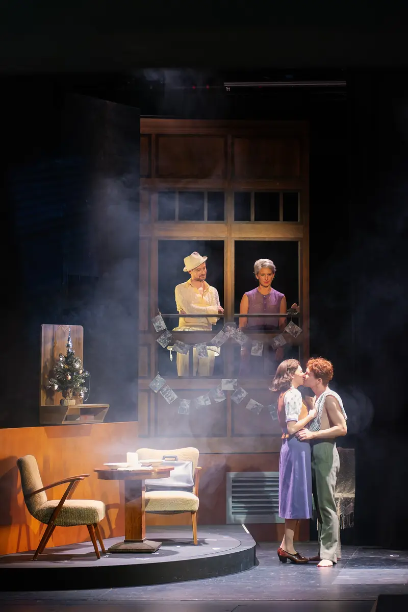 Miss Scrooge Theatrical Performance at Kammerspielen Stage Set in Dramatic Lighting