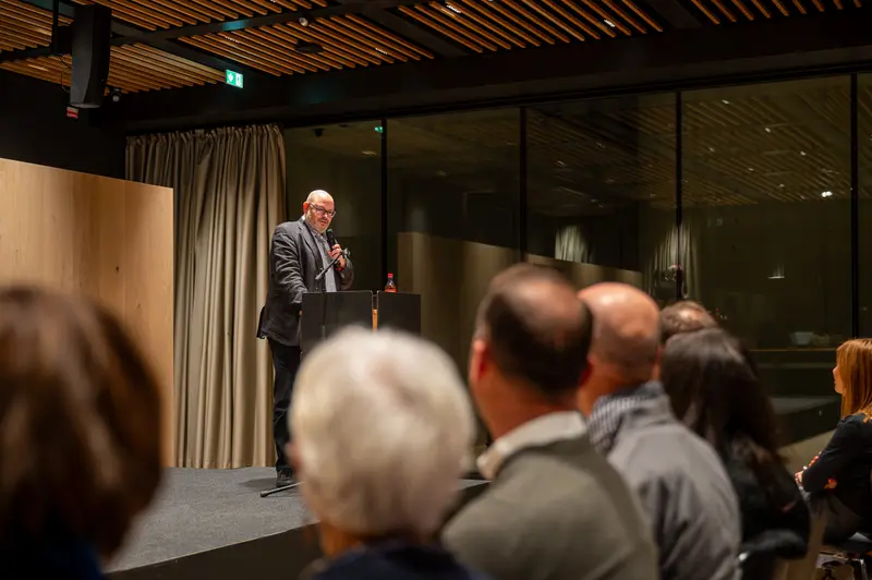 Matti Bunzl Presenting "Winter in Wien" Exhibition at Wien Museum