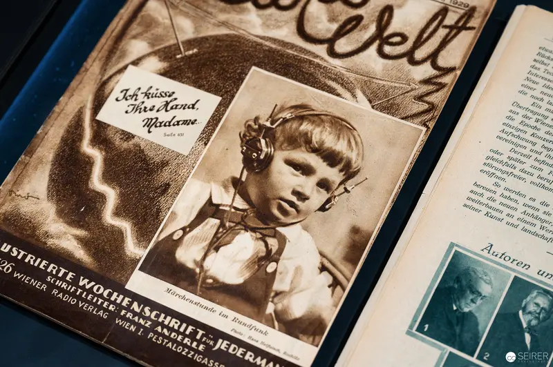 Vintage German Magazine Cover Featuring a Young Child in Classic Photography