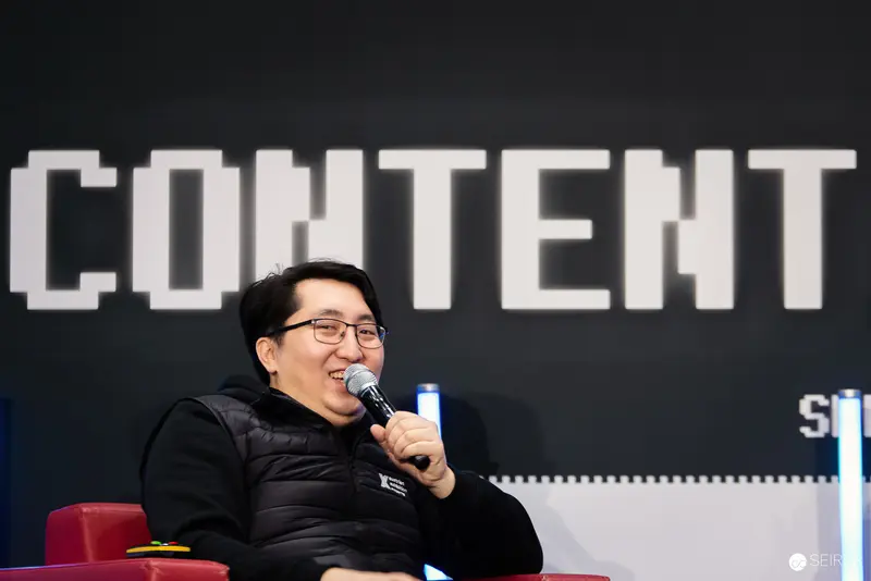 Content Marketing Expert Speaking at Technology Conference Microphone Stage