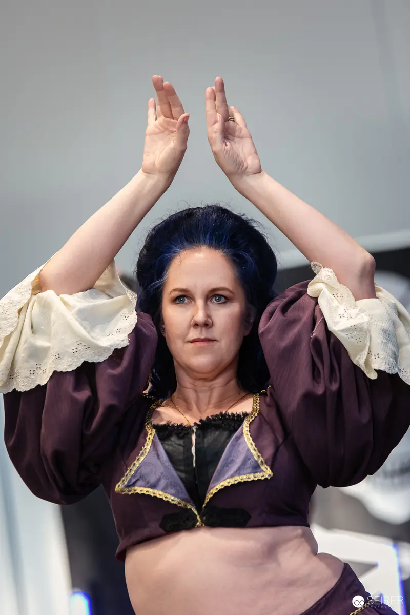 Cosplayer in Elaborate Period Costume at Vienna ComicCon 2024