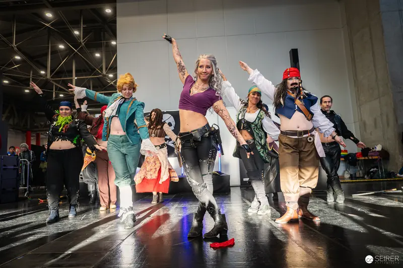 Vienna ComicCon 2024: Cosplayers Performing Dynamic Group Dance Routine