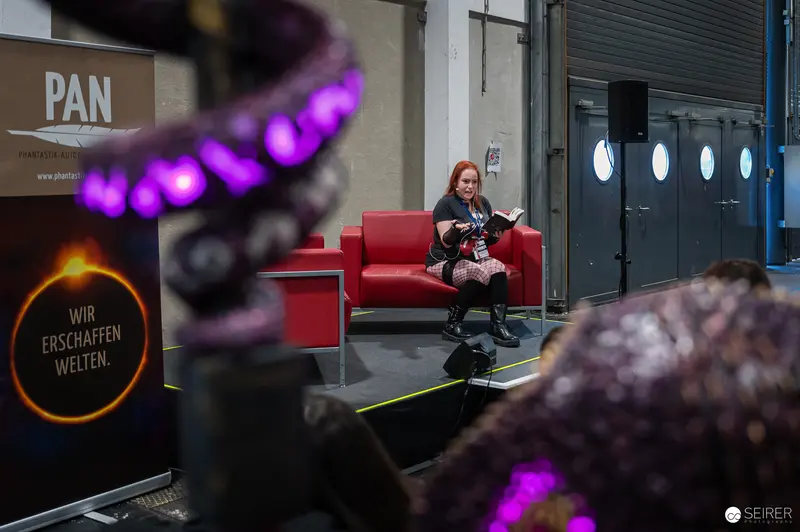 Vienna ComicCon 2024: Red Couch Interview at PAN Event Space