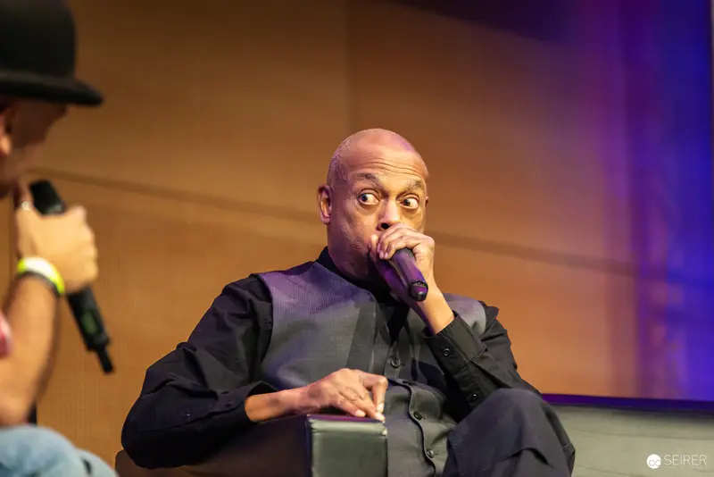 Comedian Performing Animated Monologue at Vienna ComicCon 2024