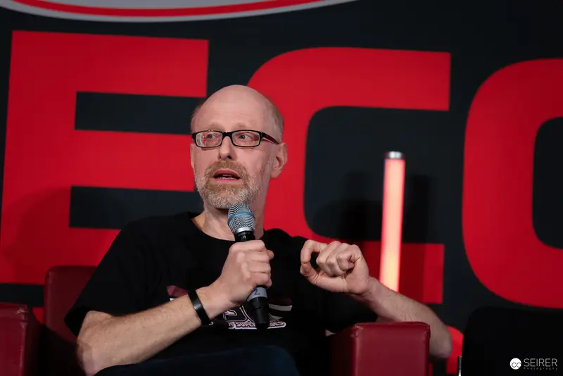 Bald Speaker at VIECC 2024 Comic Convention in Vienna