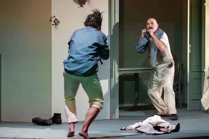 Michael Dangl and Marcus Bluhm in Tense Theatrical Scene from "Die Affäre Rue de Lourcine"