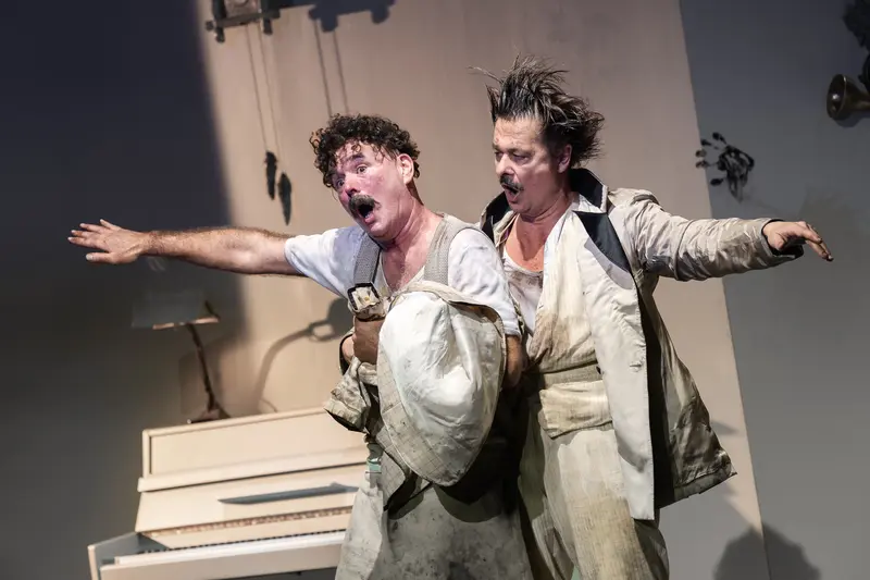 Michael Dangl and Marcus Bluhm in Dramatic Stage Scene from "Die Affäre Rue de Lourcine"