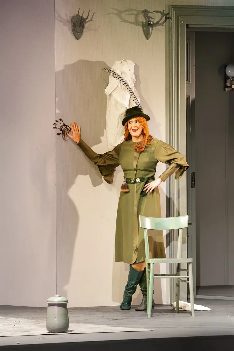 Michael Dangl as Lenglumé in "Die Affäre Rue de Lourcine" Theaterprobe