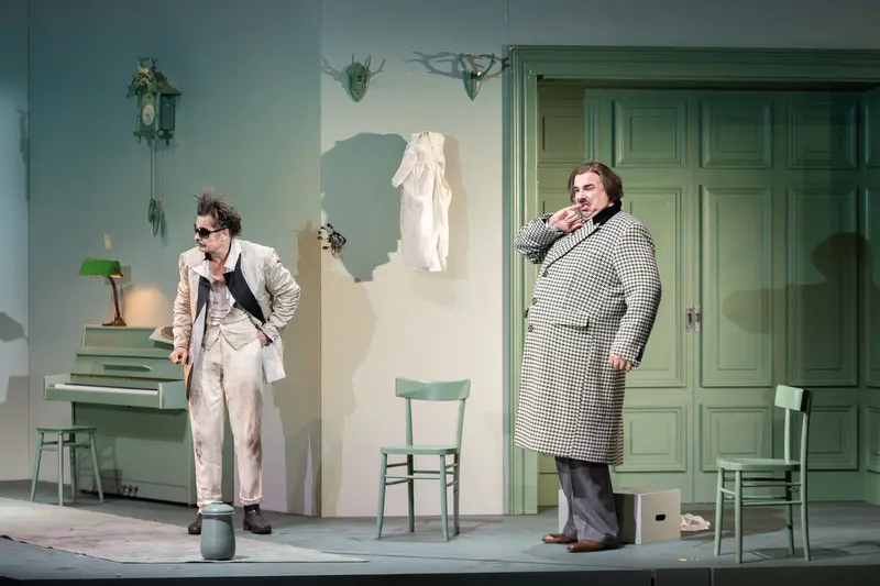 Theatrical Staging of "Die Affäre Rue de Lourcine" at Josefstadt Theater
