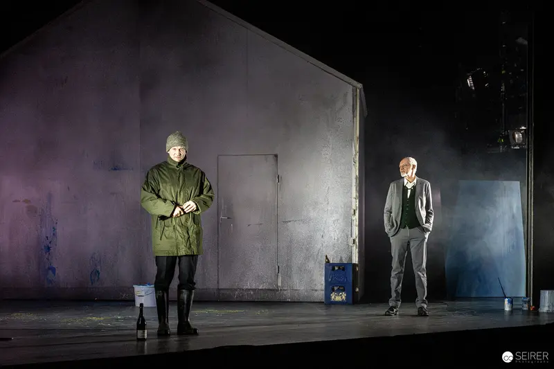 "Azur oder die Farbe von Wasser" Stage Scene at Theater in der Josefstadt