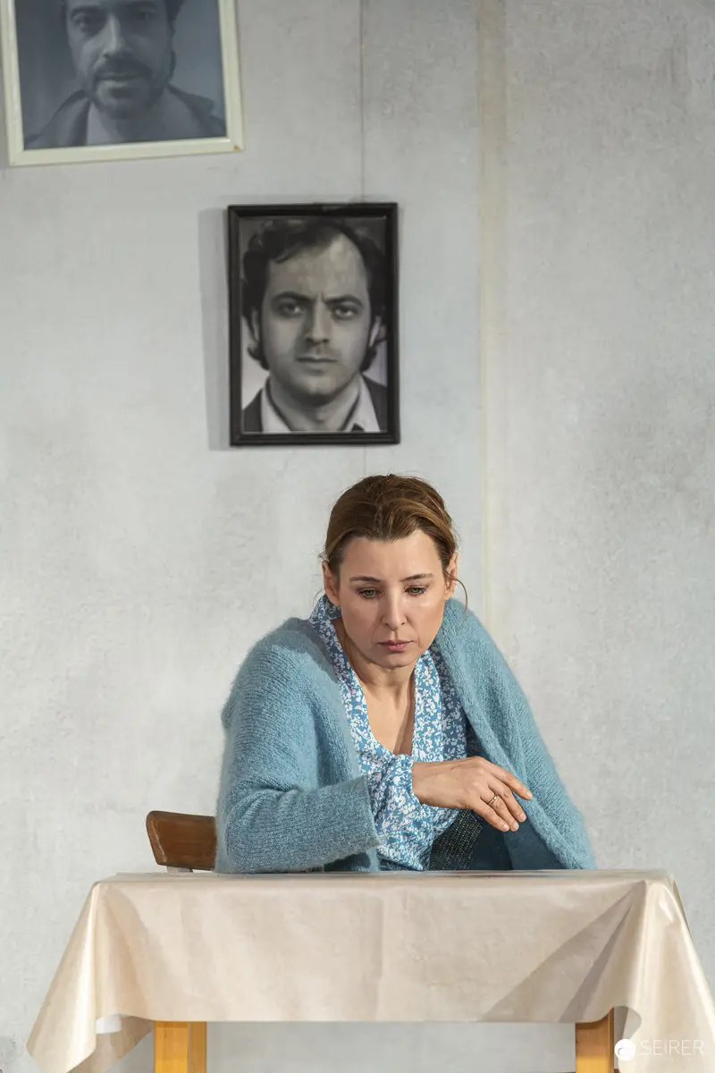 Contemplative Scene from "Azur oder die Farbe von Wasser" Theater Production