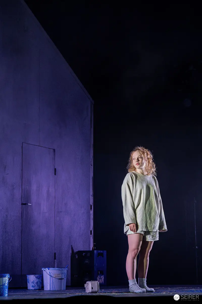 Juliette Larat on Stage During Theatrical Rehearsal of "Azur oder die Farbe von Wasser"
