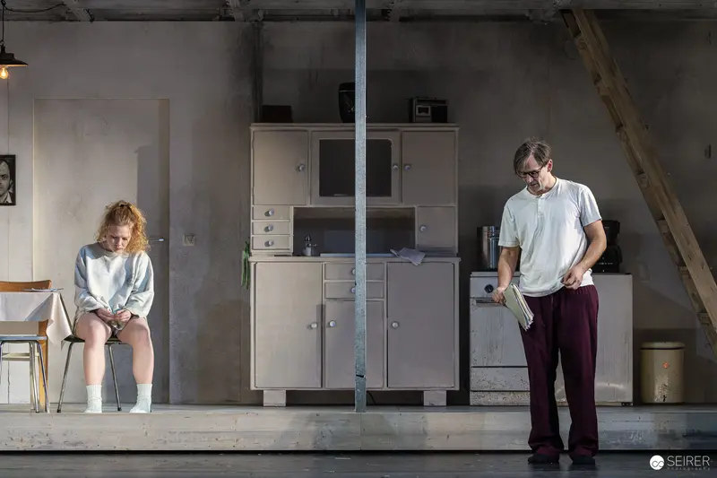 Tension and Isolation in David Bösch's Theatrical Production