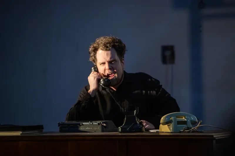 David Czifer Performing Intense Phone Scene in LINE RUNNER 2024 Production