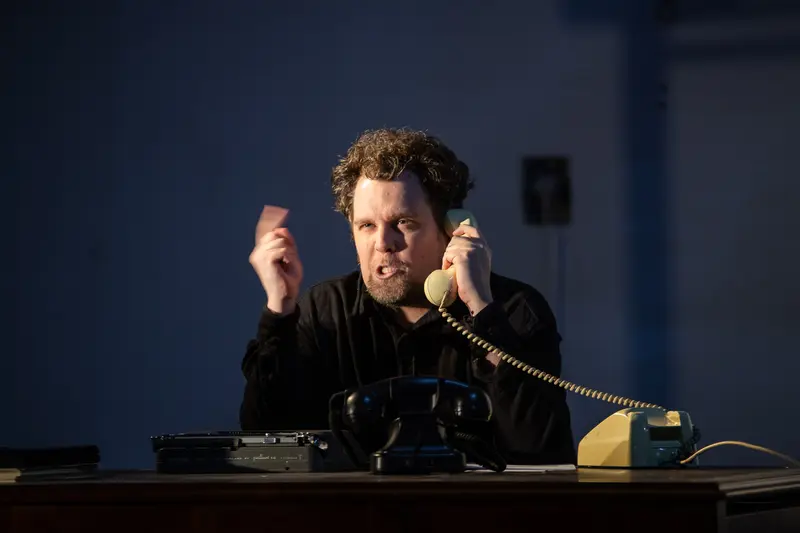 David Czifer Performs Intense Telephone Scene in LINE RUNNER 2024 Production