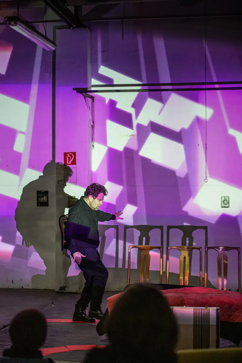 David Czifer Performs in LINE RUNNER 2024: Die Sicherheitsstrategie