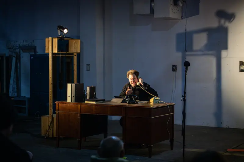 David Czifer Performs in LINE RUNNER 2024 - Die Sicherheitsstrategie Production