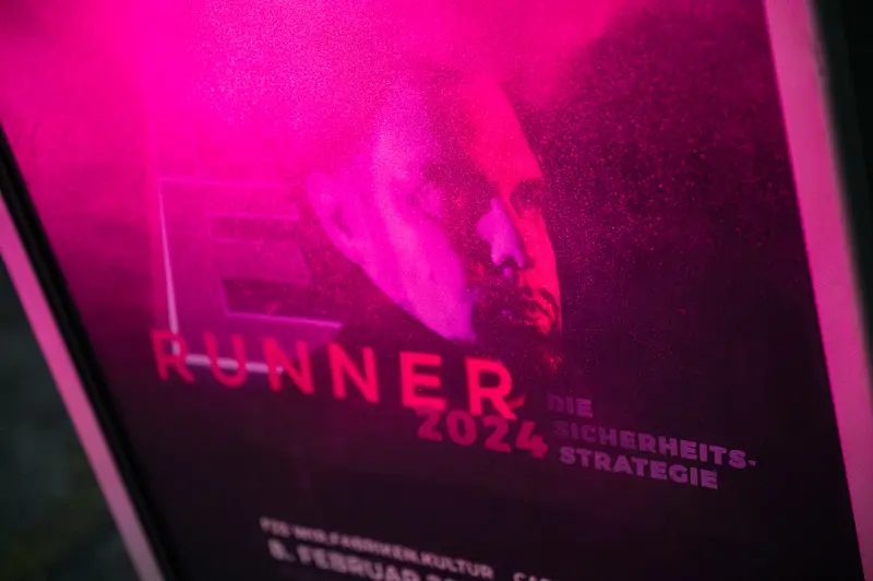 LINE RUNNER 2024: Theatrical Performance Exploring Security Strategy