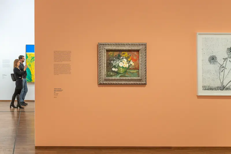 Exhibition Wong - Van Gogh at Albertina: Visitors Viewing Floral Still Life Artwork
