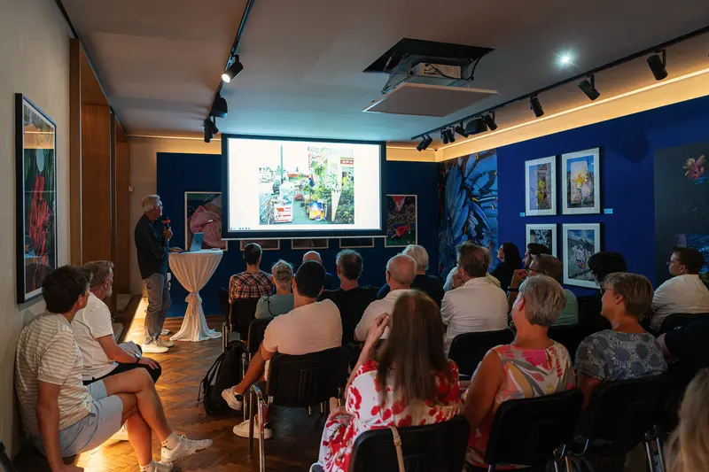 Alfred Seiland Presenting Photography Exhibition at Leica Gallery Vienna