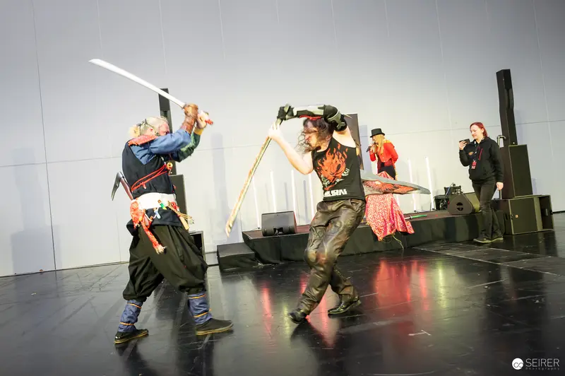 Sword Fight Performance at Vienna ComicCon 2025 Schaukampf