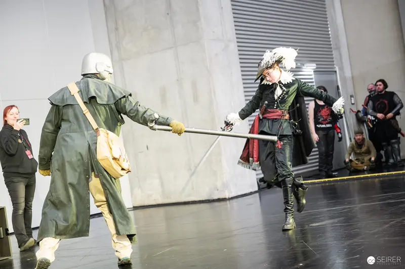 Costumed Performers Duel at Vienna ComicCon 2025