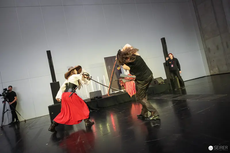 "Bis einer weint" Physical Theater Performance at Vienna ComicCon 2025