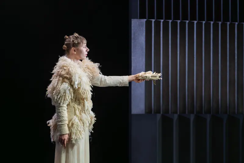 Johanna Mahaffy as Ophelia in Theatrical Hamlet Production at Theater in der Josefstadt