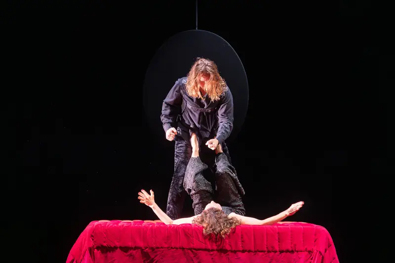 Dramatic Confrontation in Hamlet Stage Rehearsal at Theater in der Josefstadt