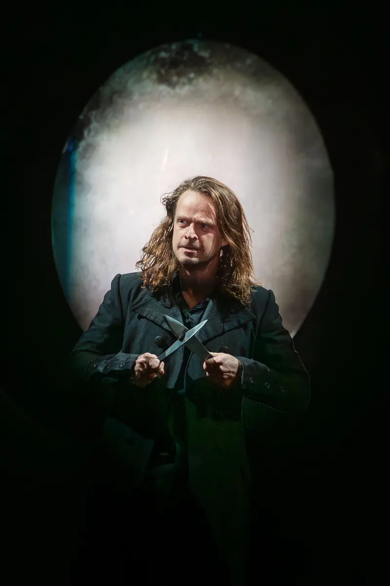 Hamlet in Dark Contemplation at Theater in der Josefstadt