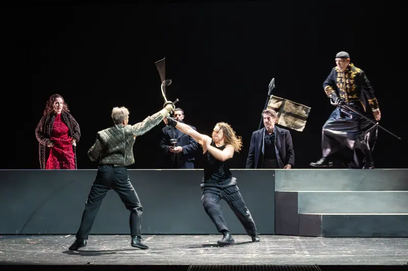Hamlet Stage Combat: Actors Clash During Theater in der Josefstadt Rehearsal