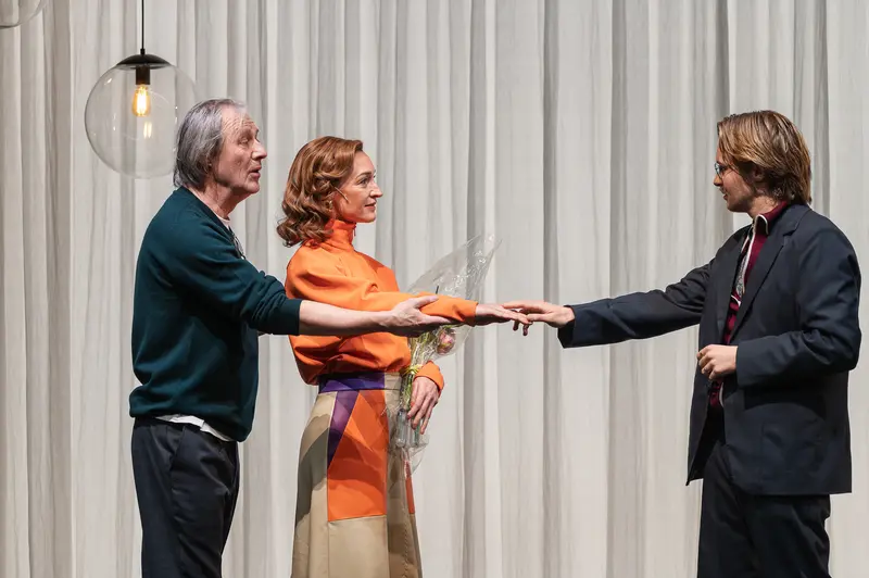 Physical Theater Moment in Sophia Production at Kammerspiele der Josefstadt Vienna