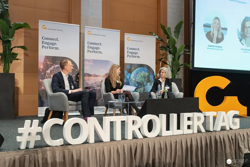 Panel Discussion at Controllertag 2026 Conference on Connect, Engage, Perform