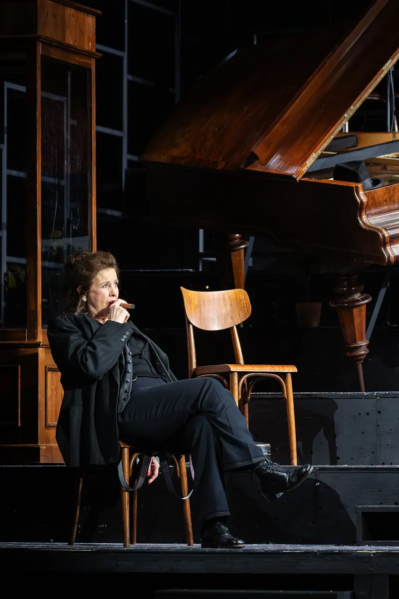 Susa Meyer in Photo Rehearsal for Zemlinsky at Theater in der Josefstadt, Vienna