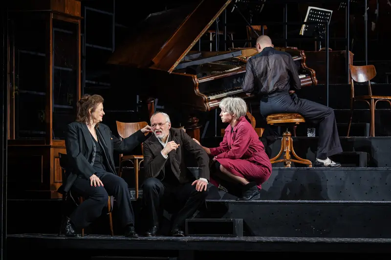 Susa Meyer, Günter Franzmeier, and Martina Ebm in "Zemlinsky" Photo Rehearsal, Vienna 2026