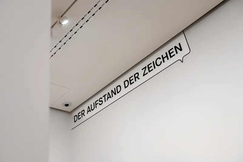 Speech Bubble Banner "Der Aufstand der Zeichen" at Albertina Modern Exhibition