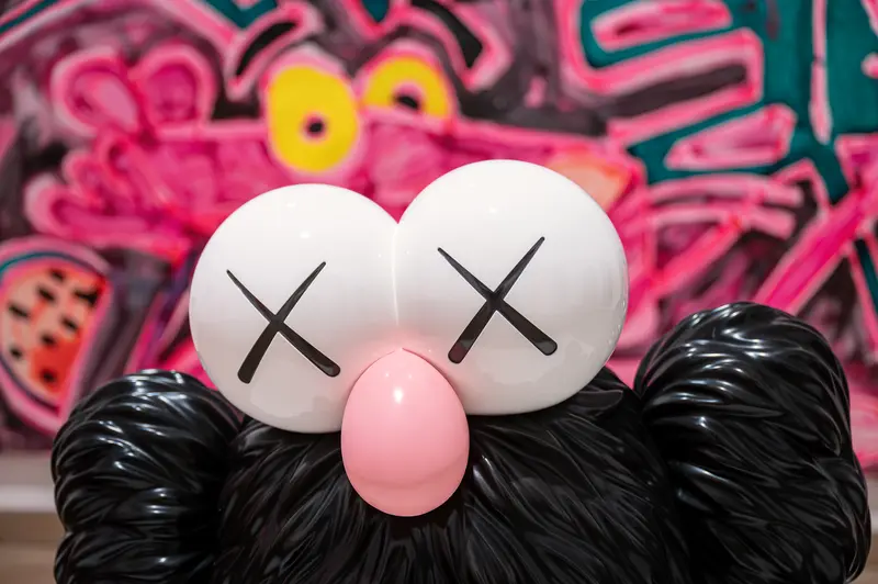 KAWS BFF Sculpture with X-Eyes and Pink Snout at Albertina Modern Vienna
