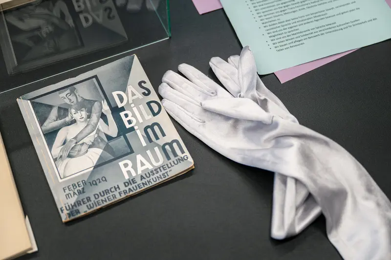 Historical Bauhaus Archive and Cast Hand Sculpture at VBKÖ Exhibition