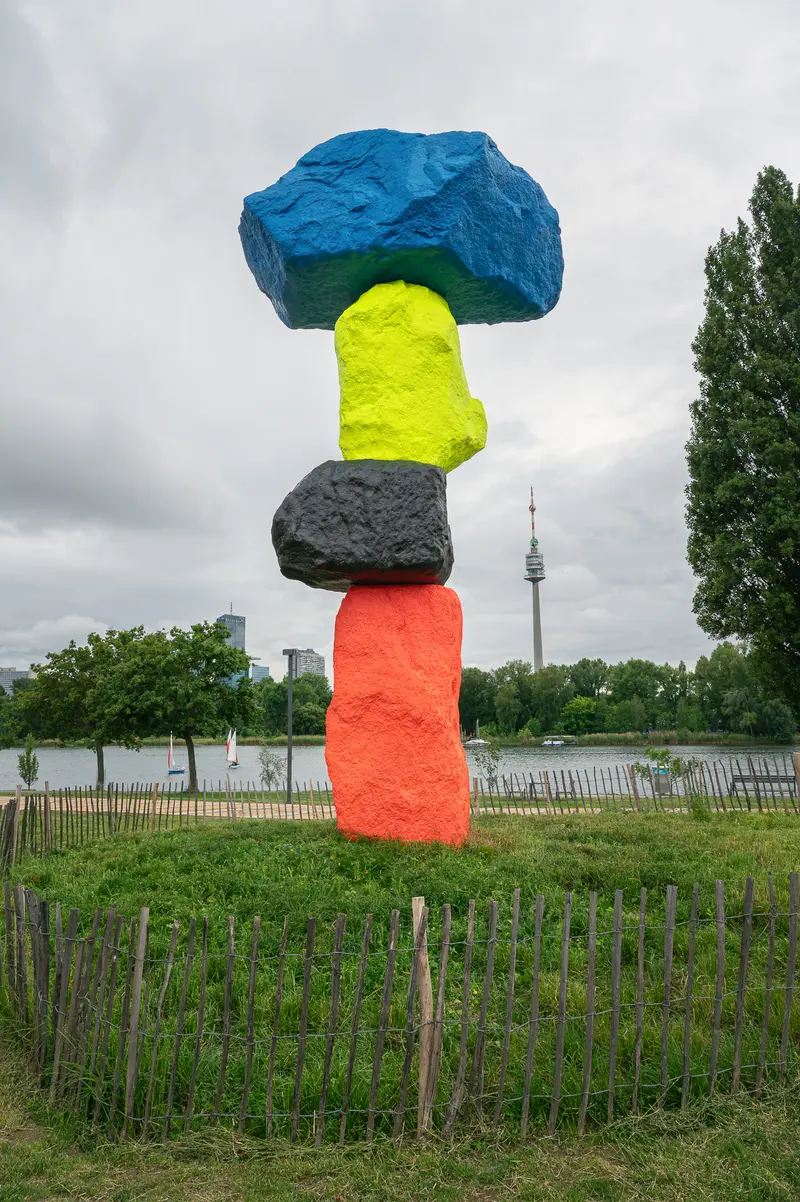 "Vienna Mountain" by Ugo Rondinone, Bank Austria Park, Wien-Floridsdorf